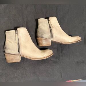 ROAN Liz Heeled Ankle Boot (Women) - Bone Crust Brown Wax